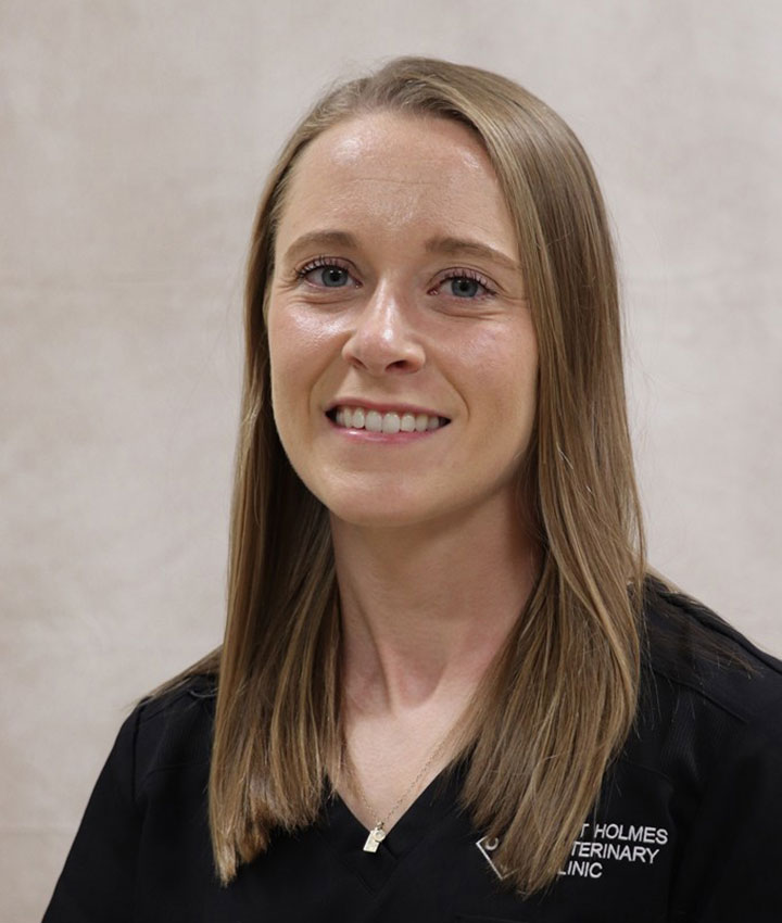Dr. Kelsey Kimmell, DVM